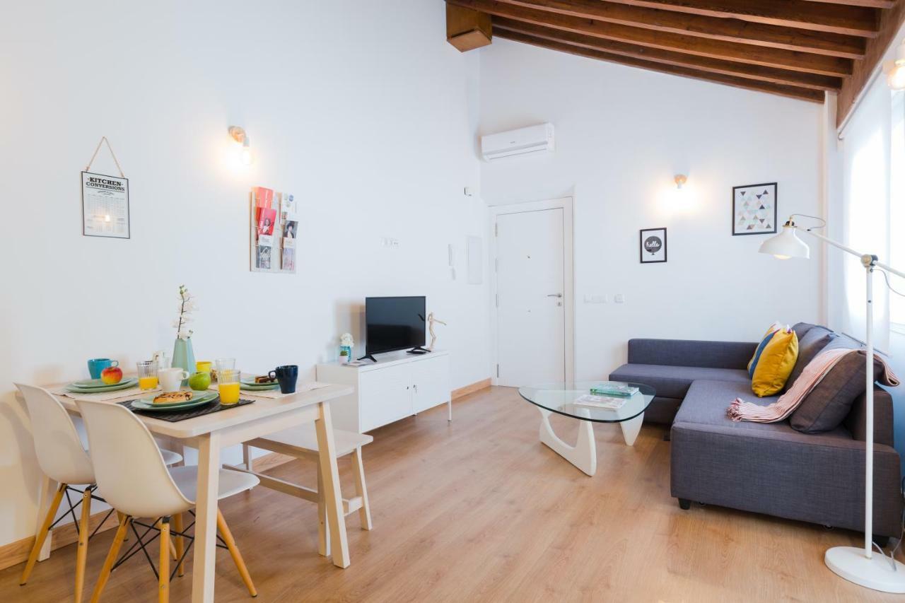 Apartmán Hola Malaga Centro Exteriér fotografie